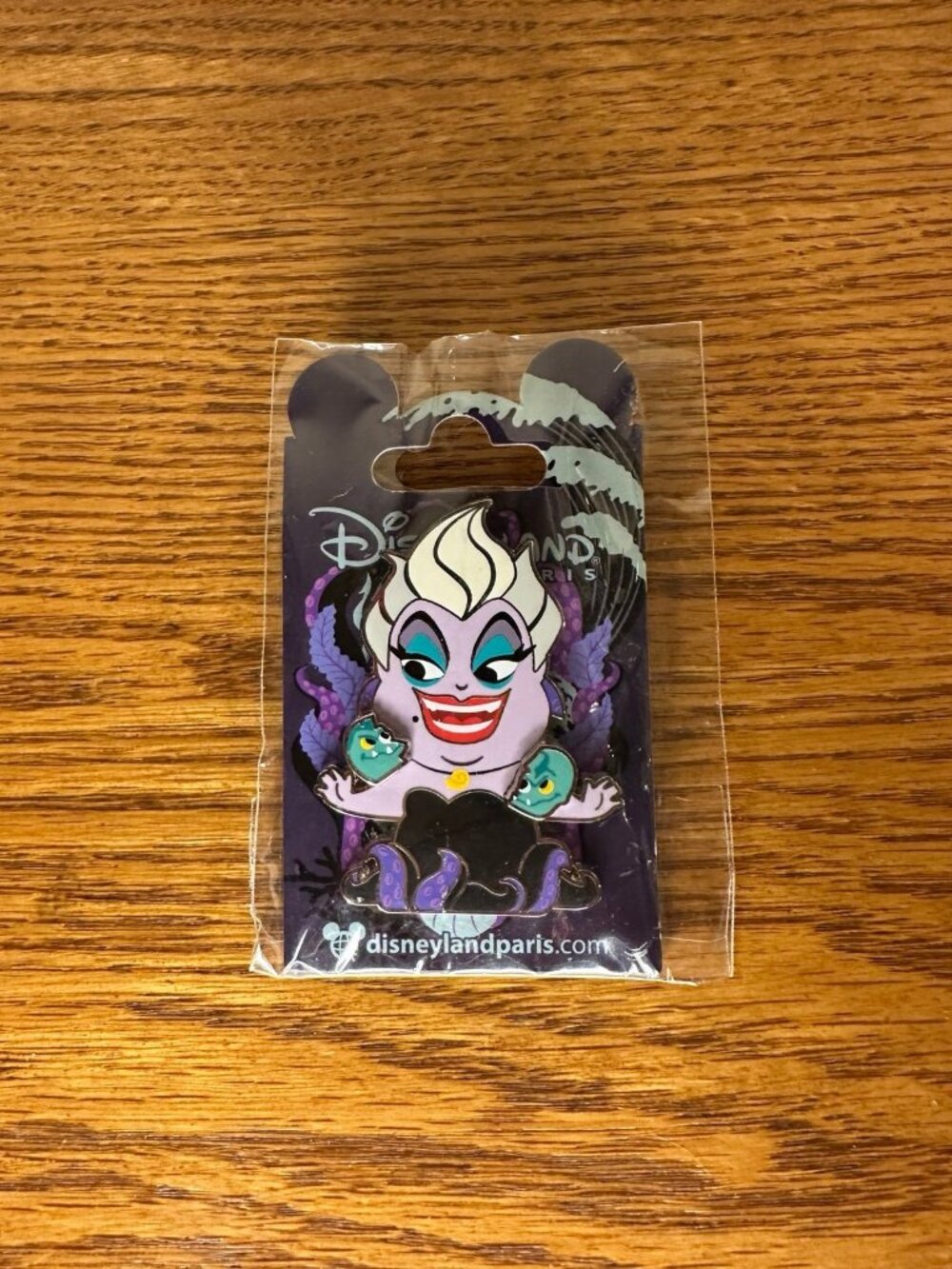 Disneyland Paris Silver Villains Chibi Pin Ursula New little mermaid flotsam